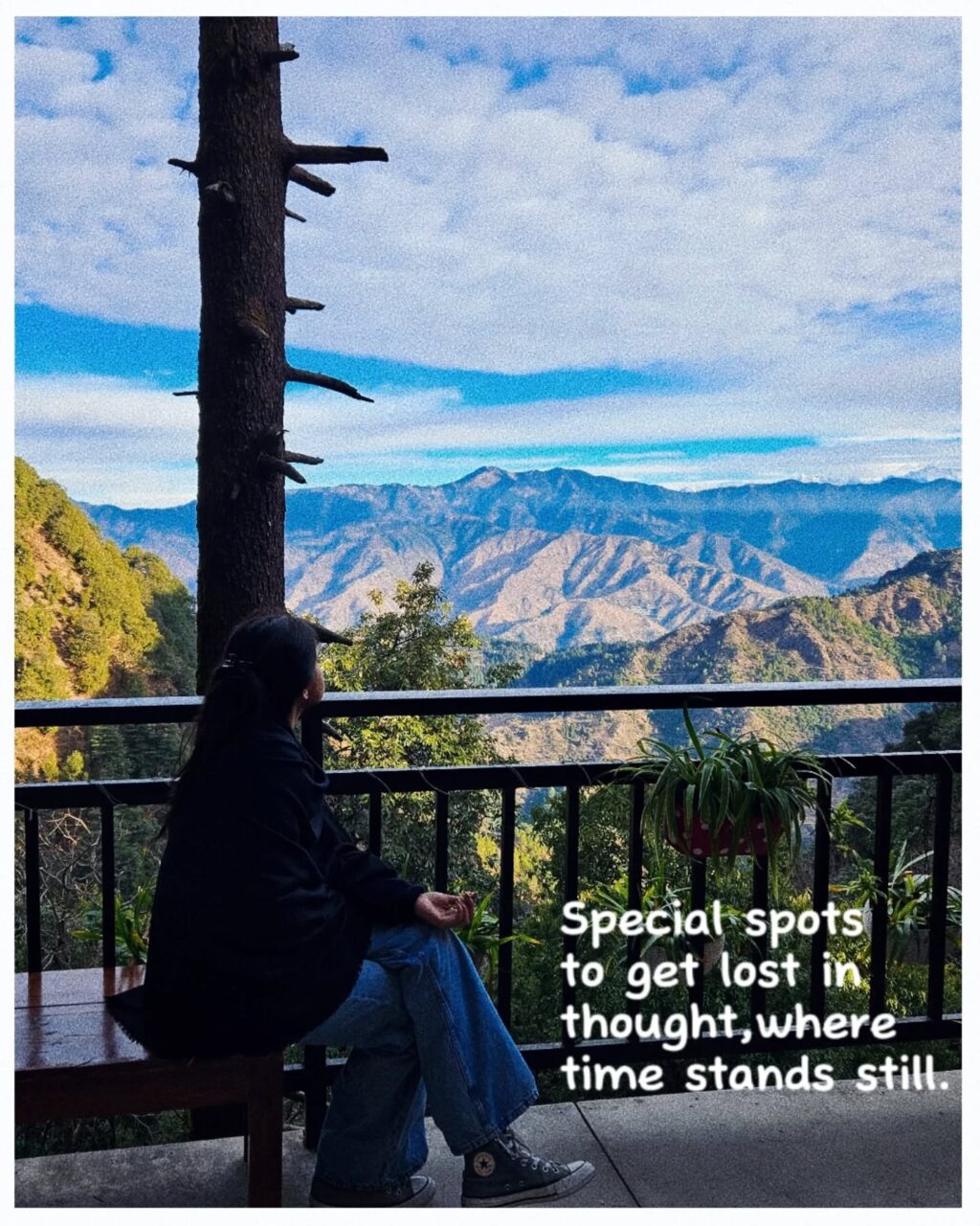 Instagram post from thecoverpagestays. This post is in position 4.
